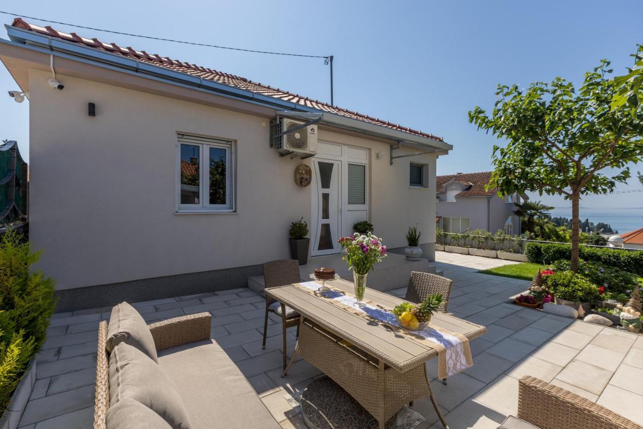 Villa Katess With Heated Pool Split Exterior foto